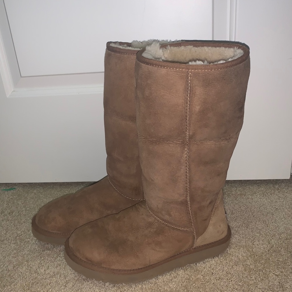 100% Authentic Chestnut Ugg Boots (Tall)